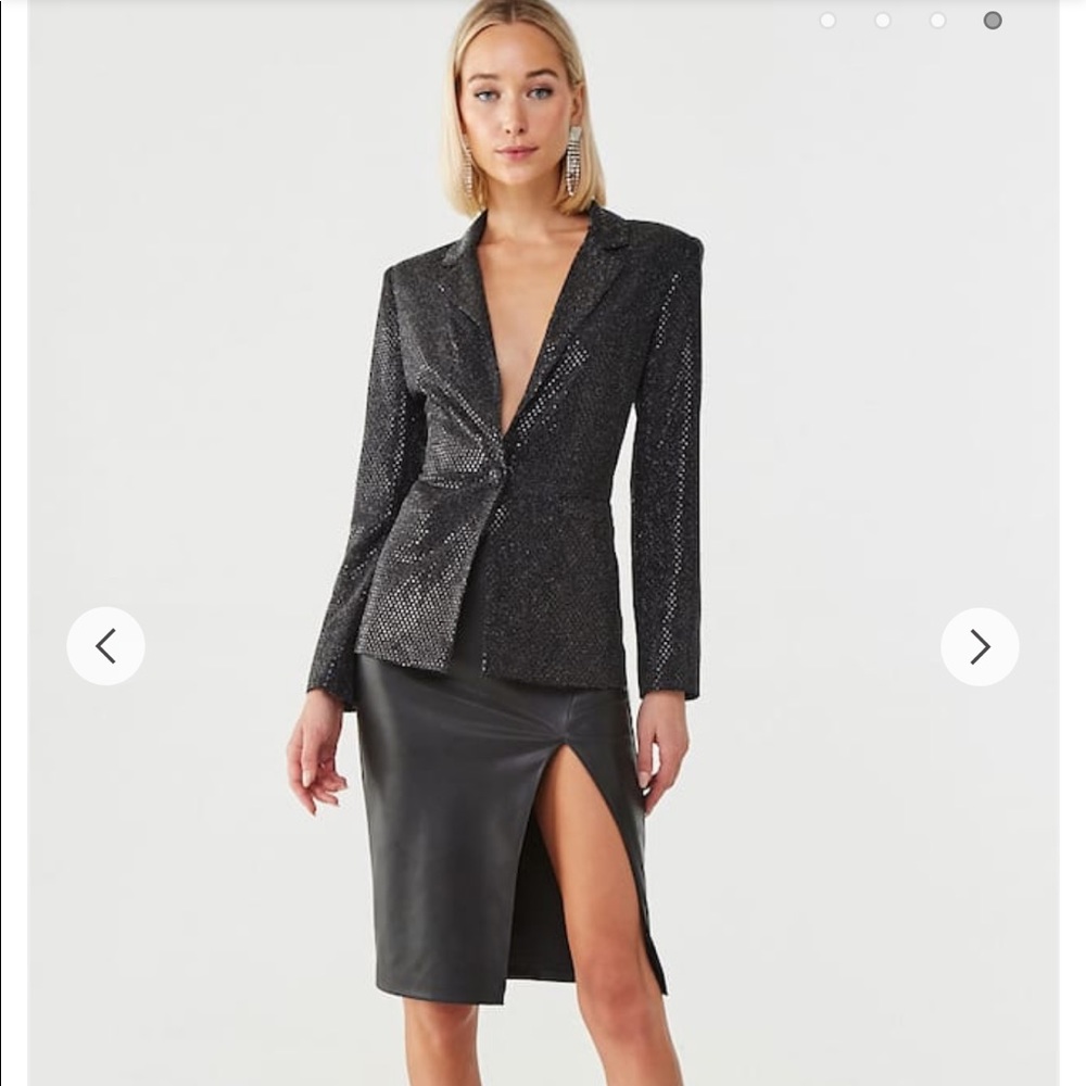 Black Sequined Blazer 🖤